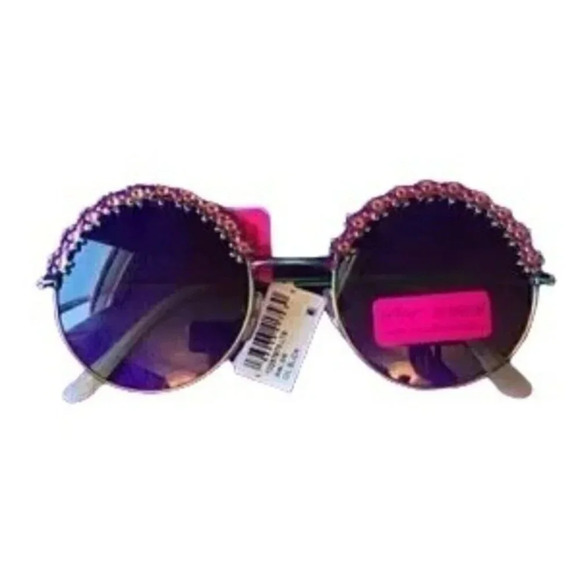 Betsey Johnson Flower Child Round Oil Slick Sunglasses - Picture 2 of 4